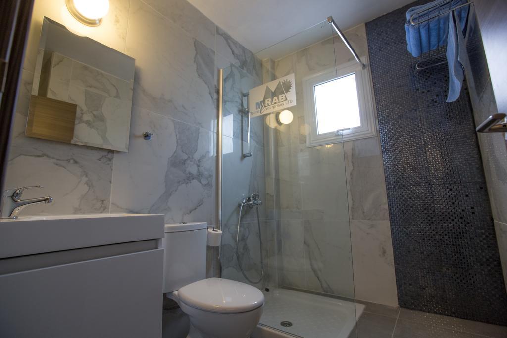 Merab Napa Suites Ayia Napa Esterno foto