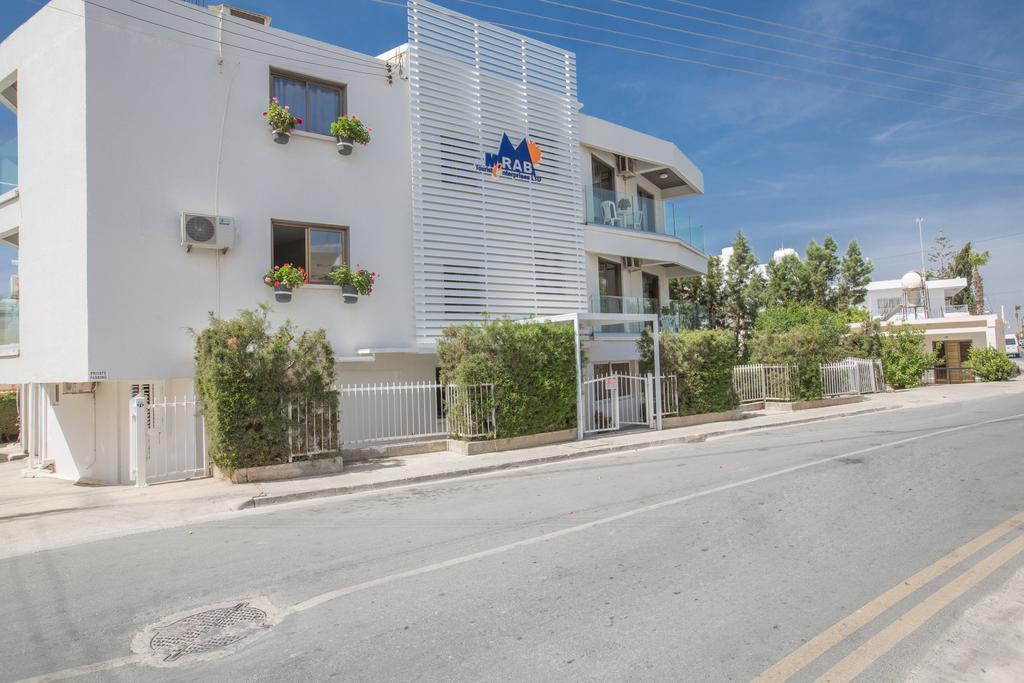 Merab Napa Suites Ayia Napa Esterno foto